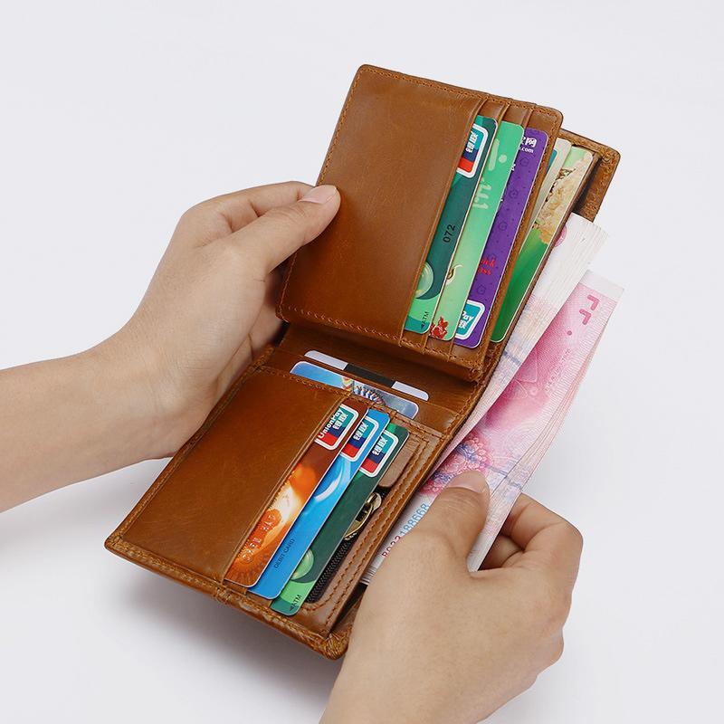 Retro RFID Multi - Slot Wallet – Leather, Stylish and Secure for Men - VOTVO